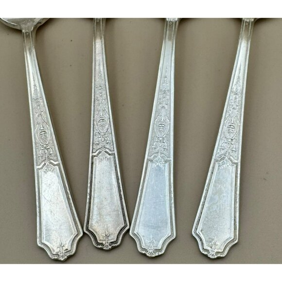 Set of 8 1847 Rogers Bros ANCESTRAL 6" Teaspoons Silver Plate - Picture 2 of 6